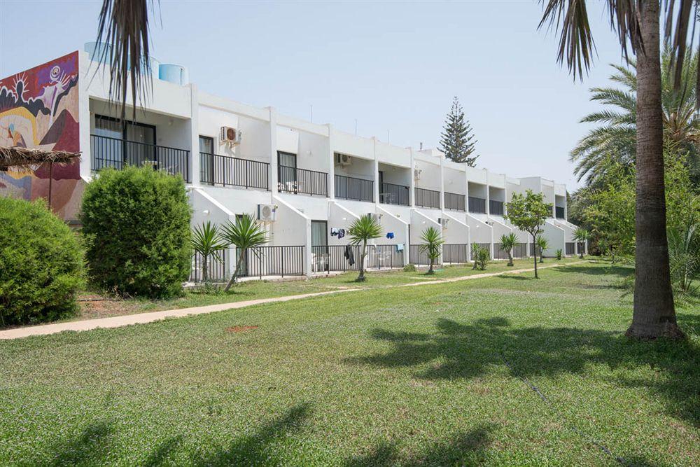 Kkaras Hotel 3 Star Aya Napa Dış mekan fotoğraf