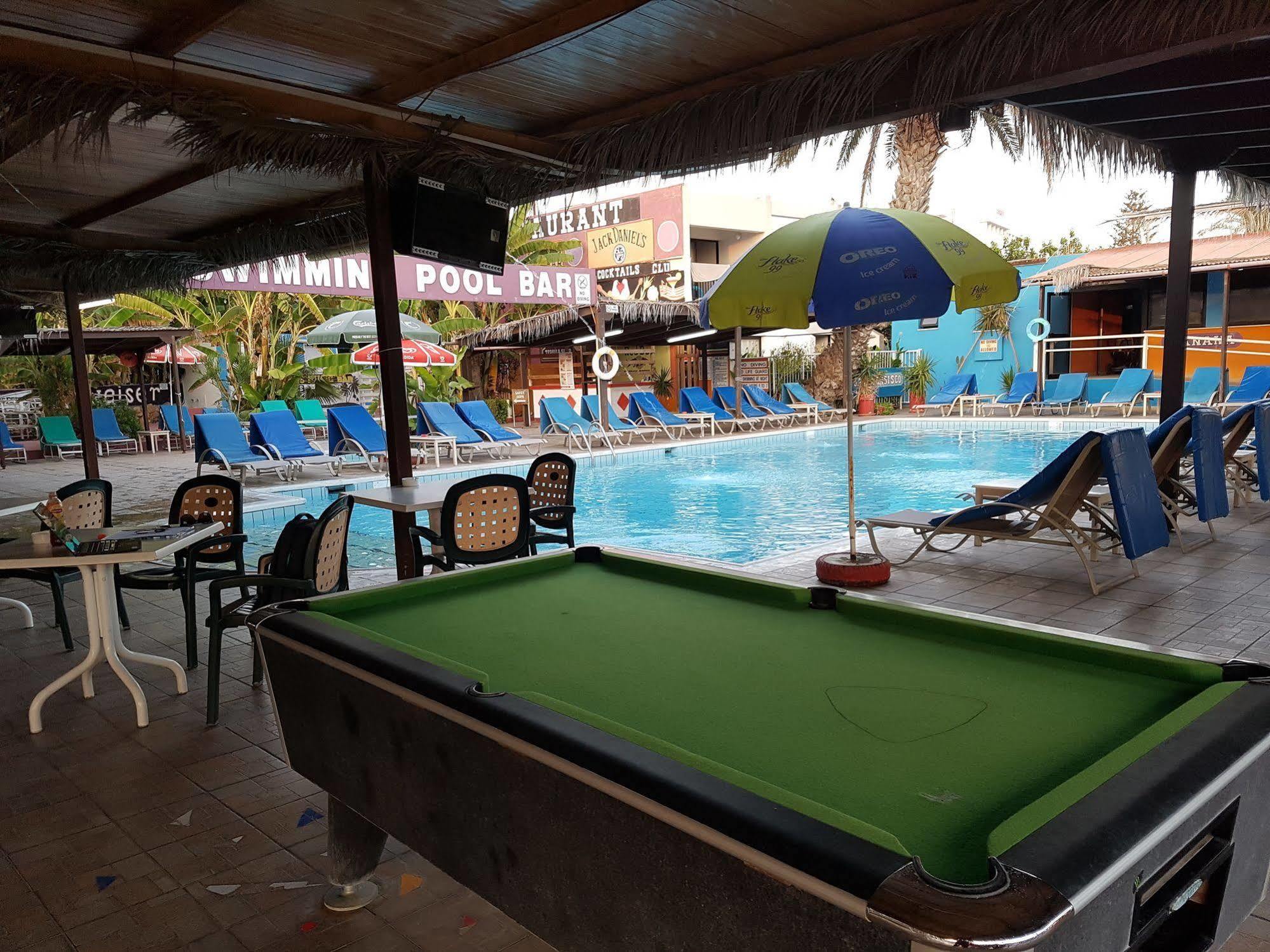 Kkaras Hotel 3 Star Aya Napa Dış mekan fotoğraf