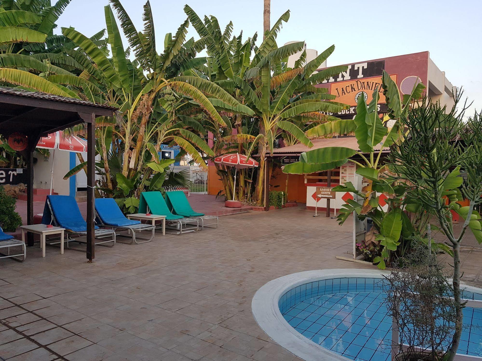 Kkaras Hotel 3 Star Aya Napa Dış mekan fotoğraf