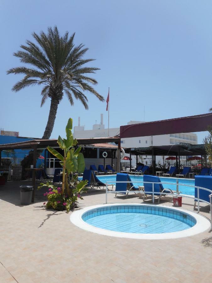 Kkaras Hotel 3 Star Aya Napa Dış mekan fotoğraf