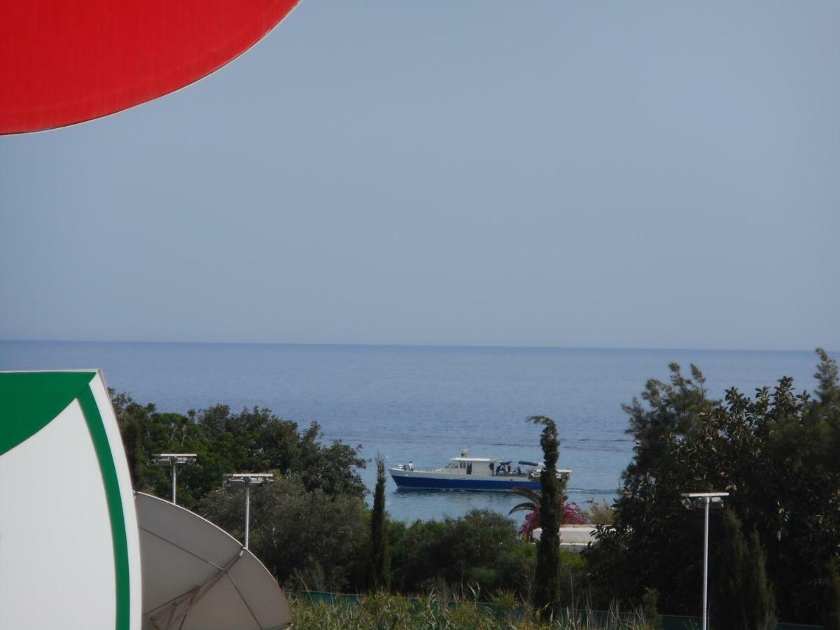 Kkaras Hotel 3 Star Aya Napa Dış mekan fotoğraf